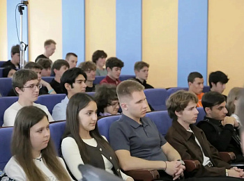 Круглый стол "Профилактика идеологии терроризма, экстремизма и иных форм деструктивного воздействия в молодежной среде"
