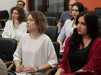 Лекции для профильных специалистов 